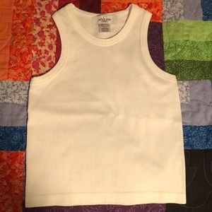 Fitted Cropped Tank- white and black